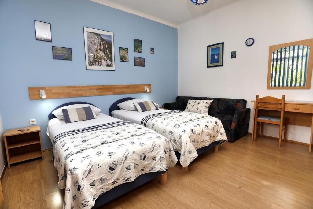 Rooms With A Parking Space Trogir - 17442 Экстерьер фото